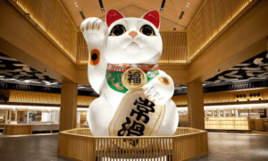 Why You Should Buy Lucky Maneki-neko Cats in Japan