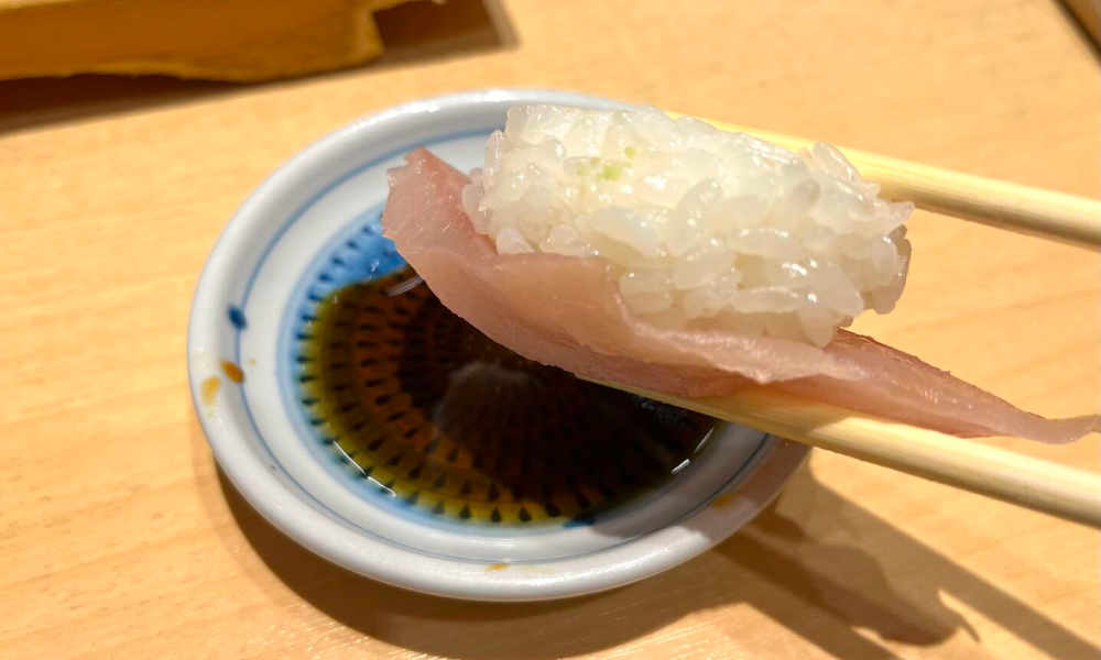 correct way of dipping sushi