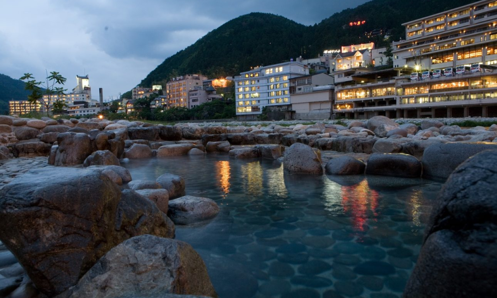 gero bathhouses onsen