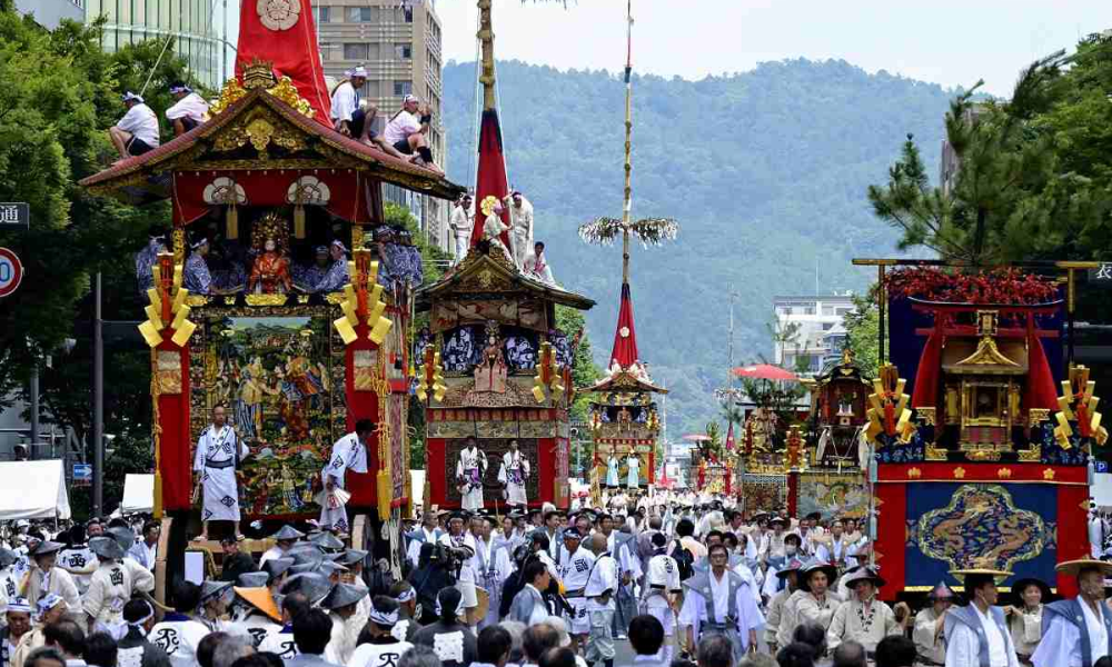 season festivals in japan