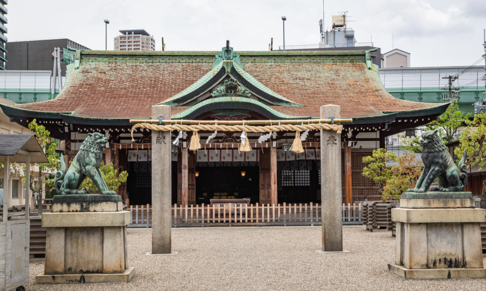 must visit shrines in japan