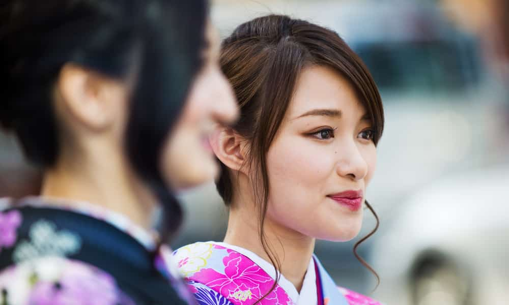 japanese women traits, how to date japanese women, personality of japanese women,