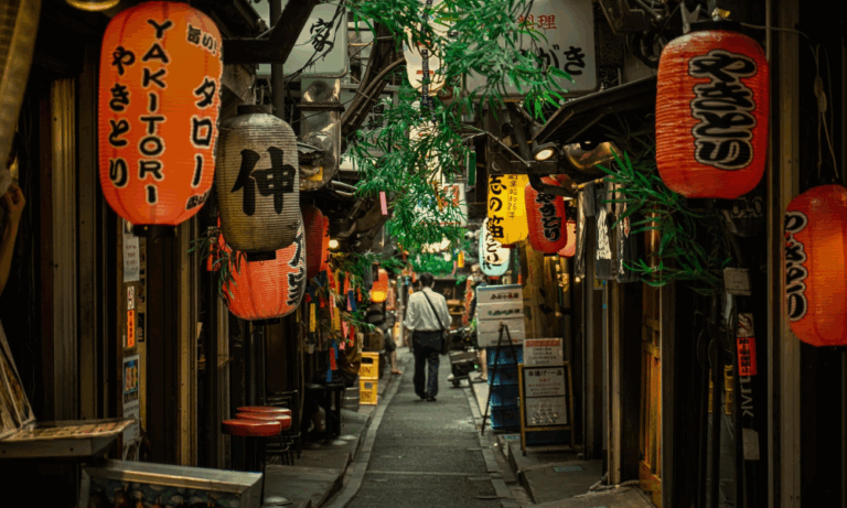 The Ultimate Guide to Living in Japan for Foreigners