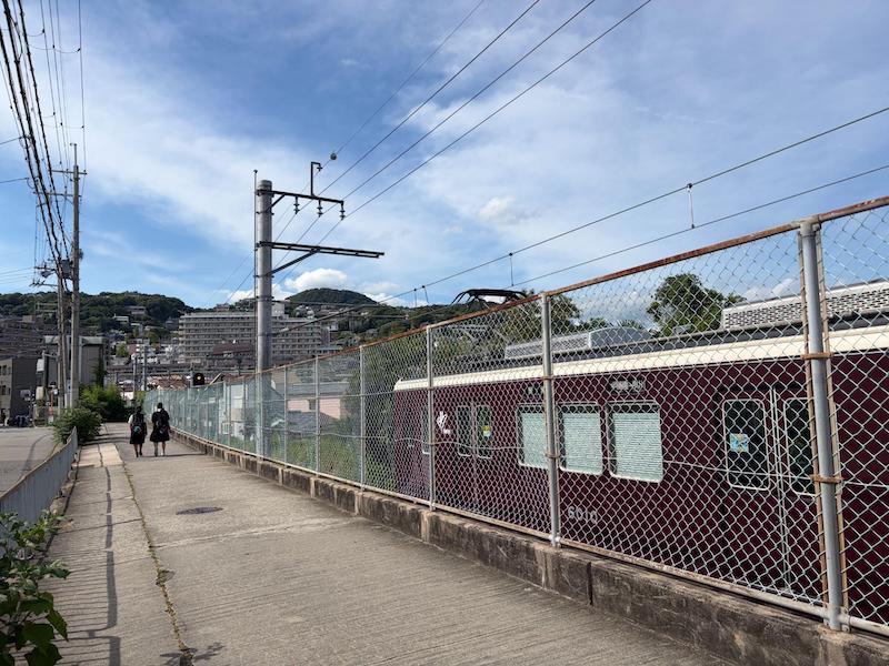 Local train in Nishinomiya