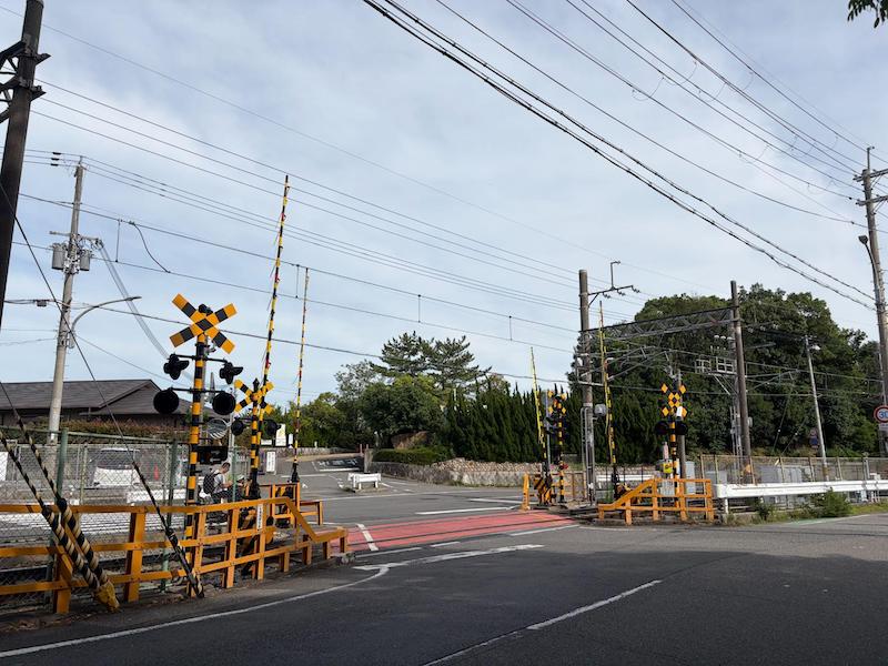 Rail crossing from the Melancholy of Haruhi Suzumiya